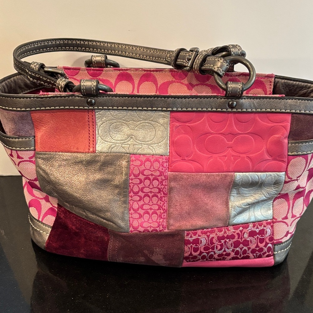 Vintage Coach Patchwork Pink and Silver Hobo Shoulder Bag - Picture 3 of 16